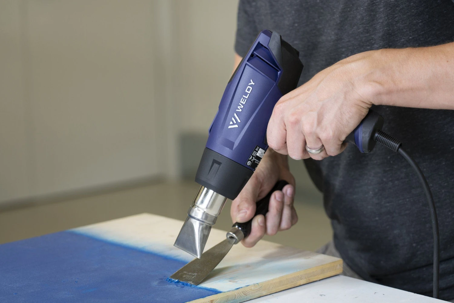 Weldy HG 330-A Heteluchtpistool Incl. 4 Mondstukken - 2300W - Afbeelding 7