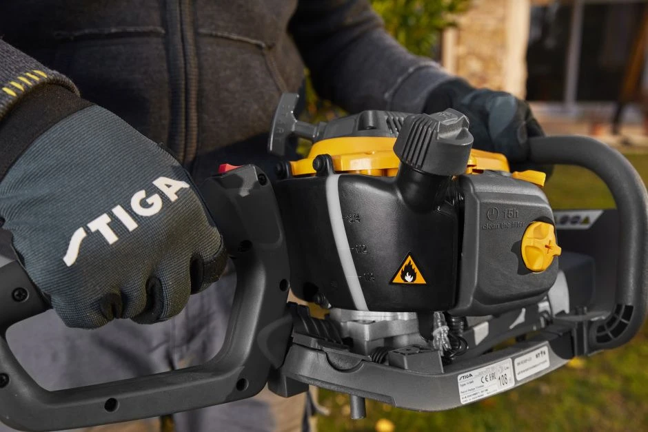 Stiga HT 525 Benzine Heggenschaar - 22,5cc - 0,65kW - 2-takt - 46cm - 35mm - Afbeelding 9